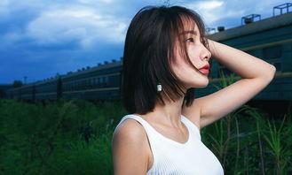 晚风轻拂你,浪漫时光里的温馨邂逅